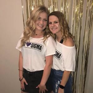 Meet your Posher, Ashley